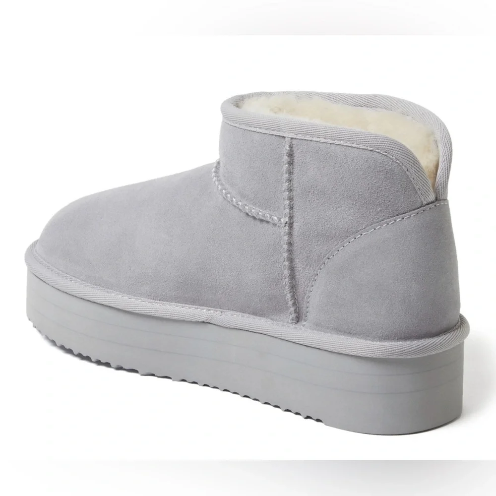 New! Fireside by Dearfoams Kingston Genuine Shearling Platform Bootie size 7